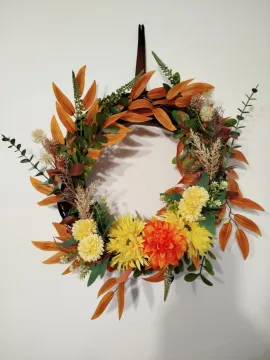 Őszi hangulatú kézműves művirág ajtókopogtató