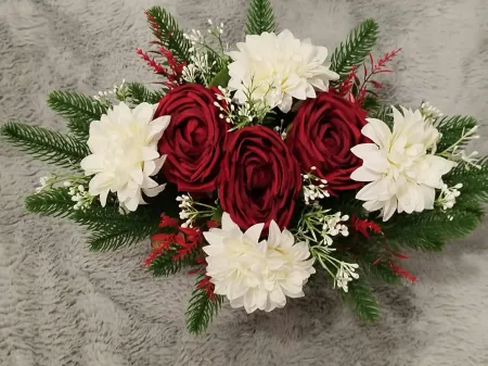 Kézműves kegyeleti dísz betonkaspóban